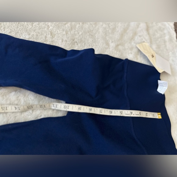 NWT- FABLETICS SculptKnit® High-Waisted Custom Length Legging - Picture 8 of 15